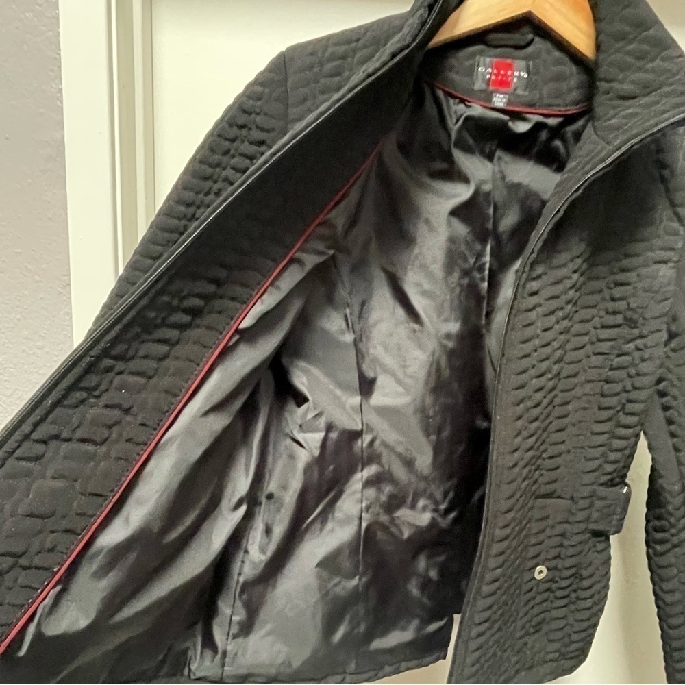 Gallery Petite Quilted Zipper Black Coat Size PM - Picture 3 of 8
